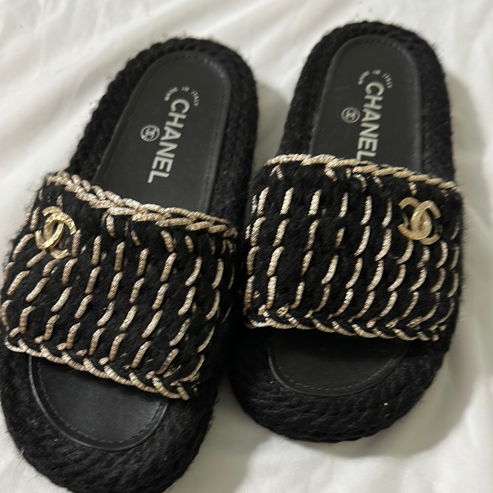 Chanel Black and Gold Women's Slides